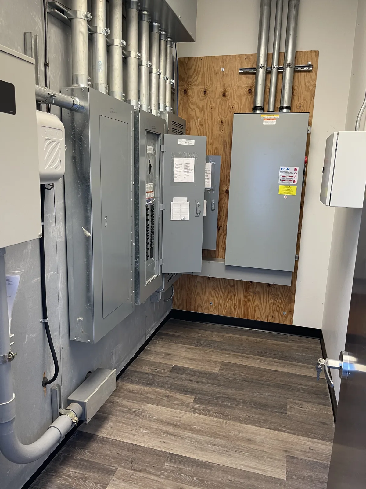 Light Commercial by PowerPlus Electric in North Haven, CT